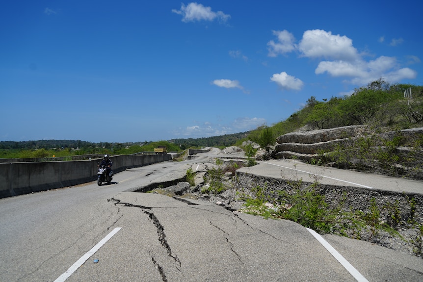 A 'ghost airport' and sinkhole highway as Timor-Leste gambles on oil
