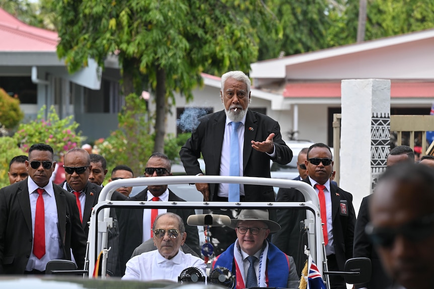 A 'ghost airport' and sinkhole highway as Timor-Leste gambles on oil