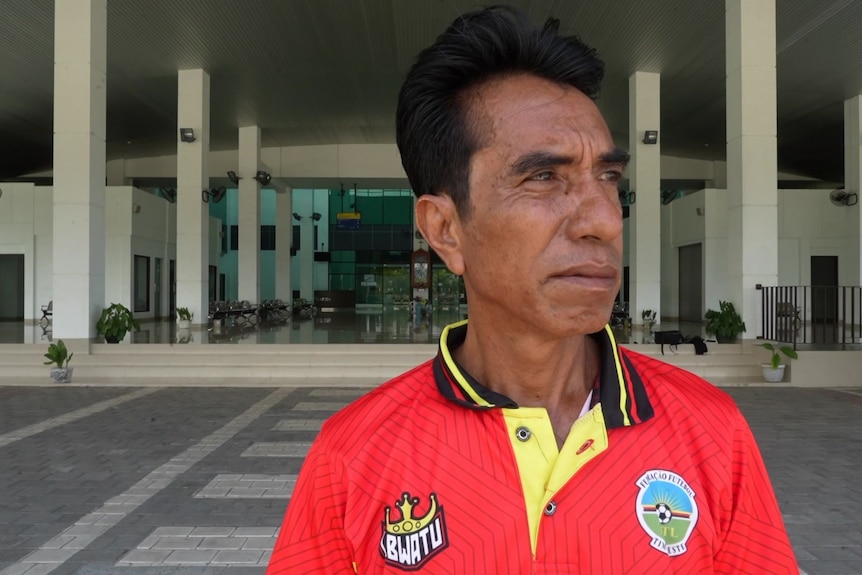 A 'ghost airport' and sinkhole highway as Timor-Leste gambles on oil