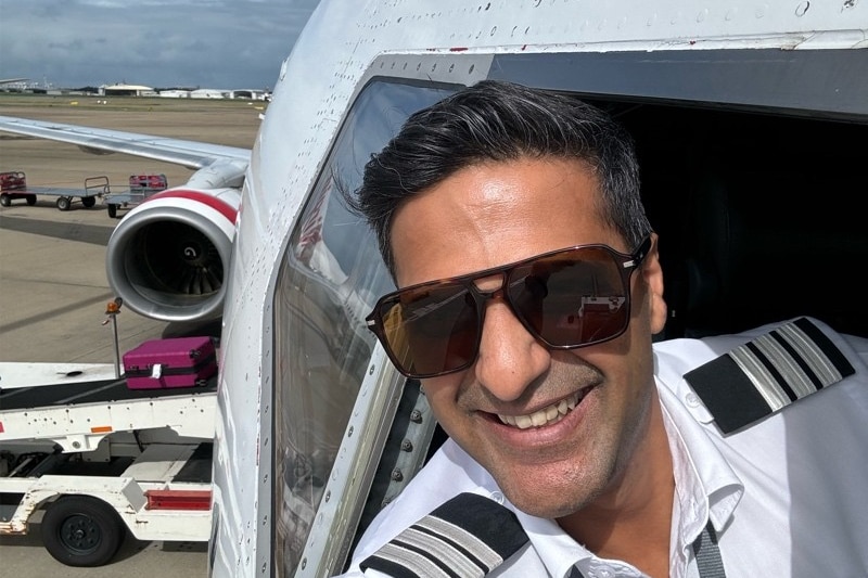 Flying in West Papua is dangerous work. So why many Australians and Kiwis do it?