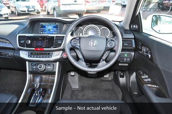 Honda Accord VTI-L White Orchid