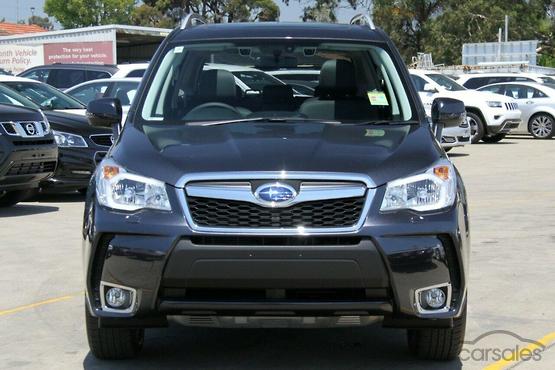 subaru-forester-dark-grey