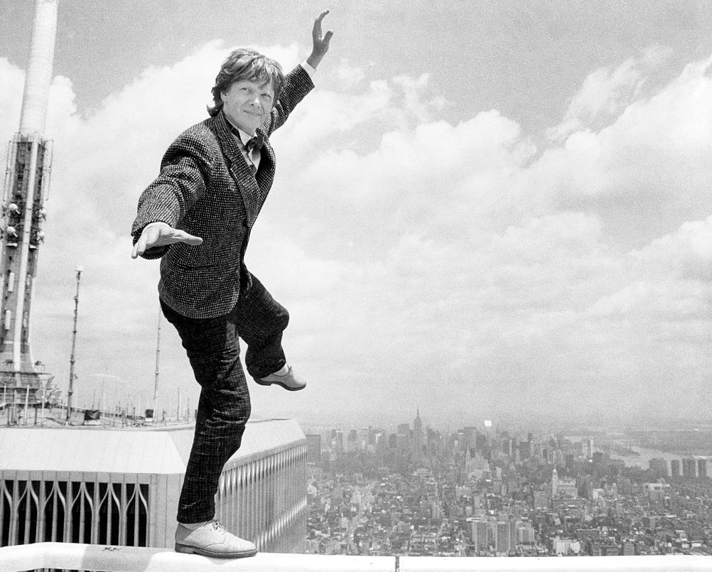 Philippe Petit, Pria Nekat Yang Menyeberangi Gedung WTC Dengan Kabel