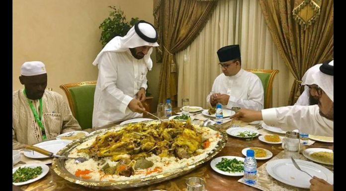 Heboh Anies Makan Besar Dengan Bangsa Arab, Warganet: Anggaran DKI Buat Makan Unta!