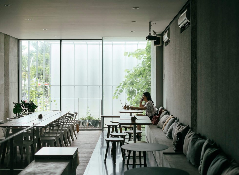 Kafe Minimalis di Jakarta yang Cocok Untuk Feed Instagram