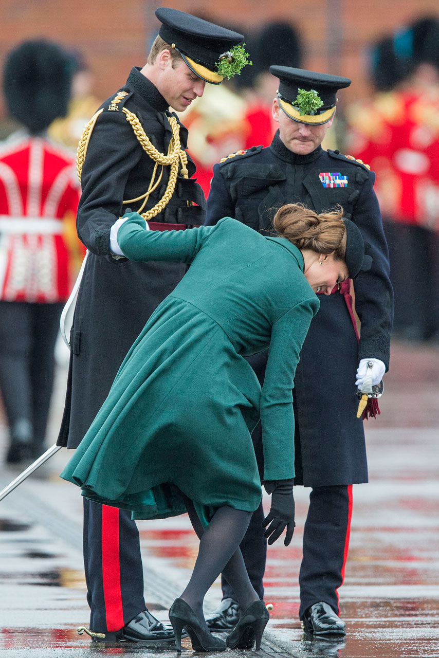 Kate Middleton Tersangkut Karena Sepatunya! 