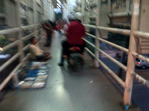 JPO = Jembatan Penindasan Orang