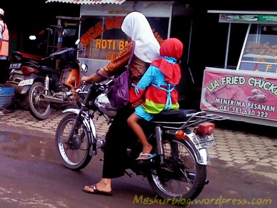 &#91;PIC&#93; MUAK SAMA PENGENDARA MOTOR WANITA? MASUK SINI GAN...