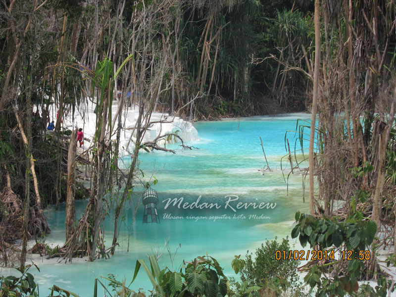 Wisata Alam Kawah Putih - Tinggi Raja, Sumatera Utara