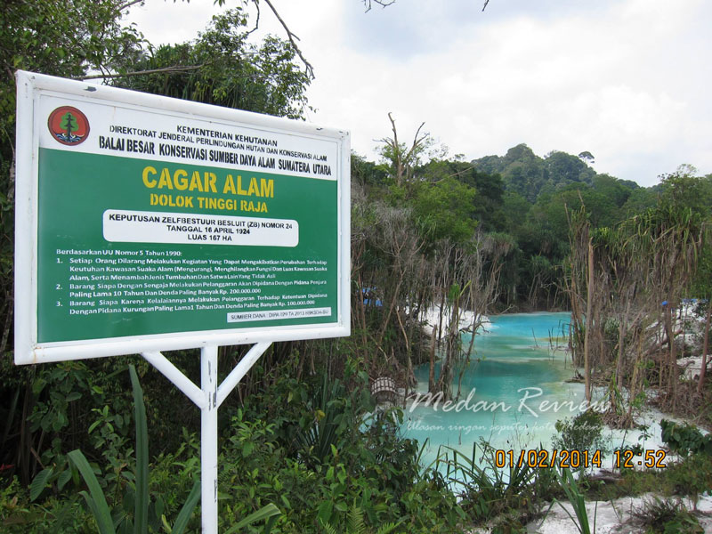 Wisata Alam Kawah Putih - Tinggi Raja, Sumatera Utara
