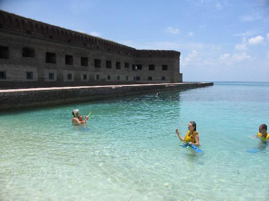 Dry Tortugas, Pesona wisata di tengah laut