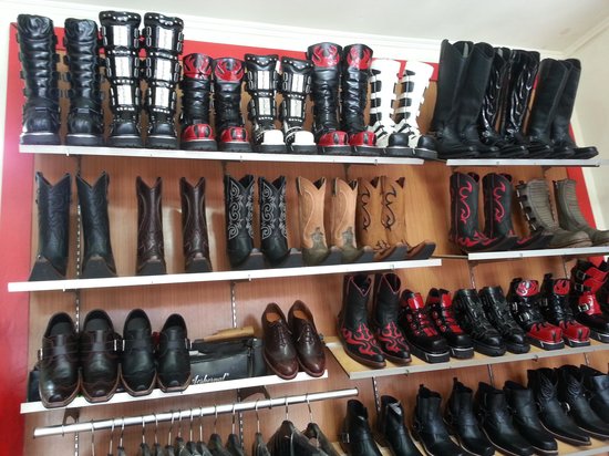 Sepatu docmart 10 hole bahan kulit asli leather Jakarta Jakarta