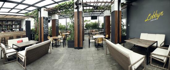 5 Restoran Rooftop Asik di Jakarta