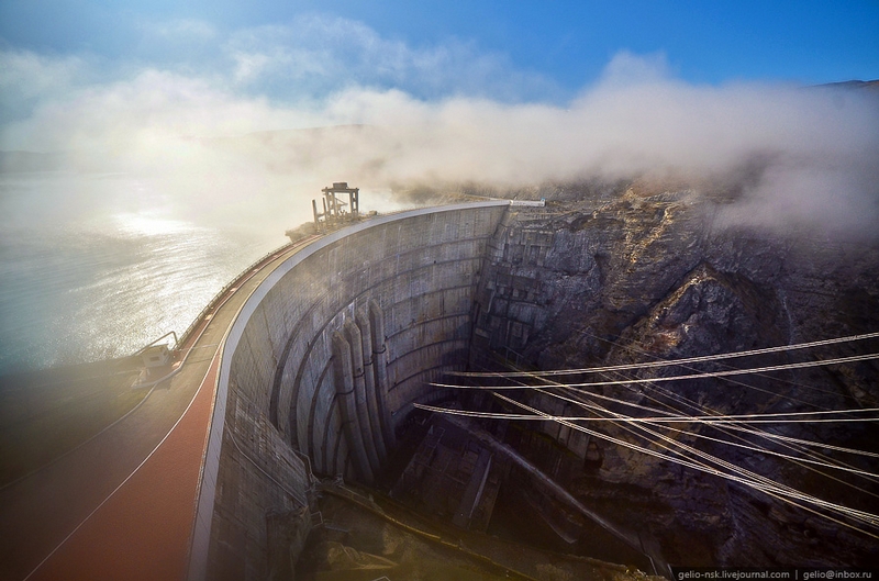 &quot;Dam Pembangkit Listrik Tertinggi Di Russia&quot;