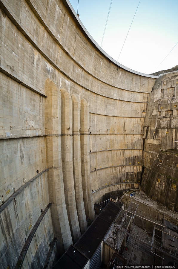 &quot;Dam Pembangkit Listrik Tertinggi Di Russia&quot;