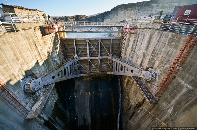 &quot;Dam Pembangkit Listrik Tertinggi Di Russia&quot;