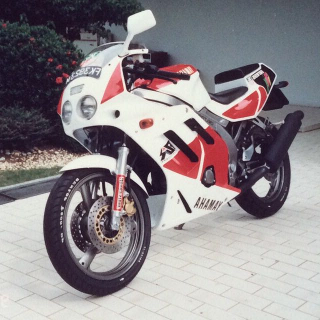 Sebelum Yamaha R15 Eksis, Ini Dia Sesepuh Motor Fairing 150cc Yamaha Bermesin V Twin