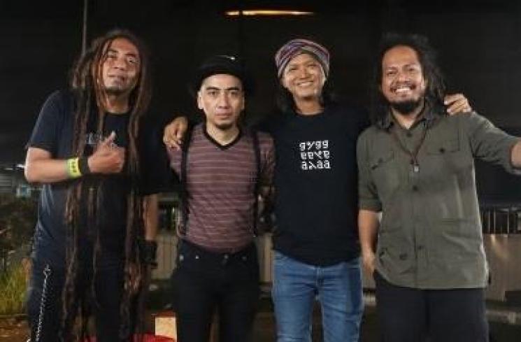Rekan Band Ungkap Kronologi Tepeng Steven and Coconut Treez Meninggal Dunia