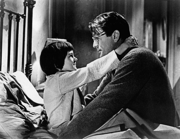 TO KILL A MOCKINGBIRD : KETIKA NEGRO SALEH LEBIH HINA DARI BAJINGAN KULIT PUTIH