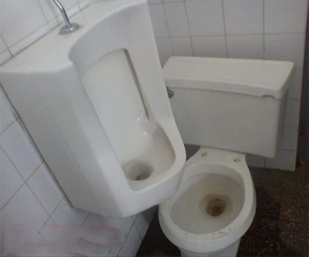 Yakin Nih Mau Nyobain Buang Air Di Wc - Wc Umum Ini?