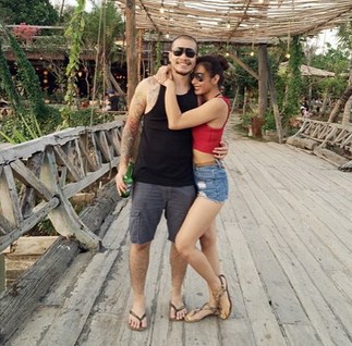 Tyas Mirasih Buka2an Di Sosmed