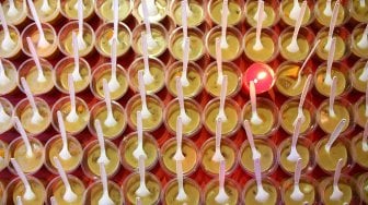 Warga Tionghoa Sajikan Buka Puasa Gratis di Vihara