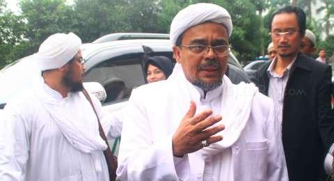 Pengacara Yakin Ada 'Order Khusus' di Kasus Pornografi Rizieq