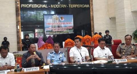 dikirim-jadi-terapis-spa-di-singapura-ega-cicipi-dulu-tubuh-para-korban