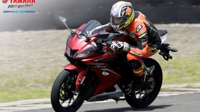 Cara Merawat Yamaha R15 Anda