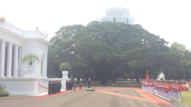 Seperti Ini Jokowi Sambut Tokoh Komunis di Istana Merdeka