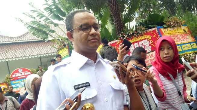 anies-baru-bicara-reklamasi-setelah-sidang-paripurna-dprd