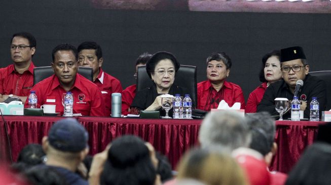 Mega Ingatkan Jokowi Petugas Partai: Saya Punya Tandatangannya