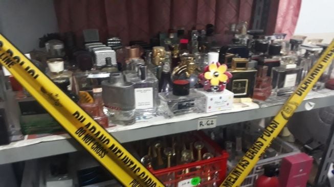 bpom-parfum-palsu-di-tamansari-bisa-sebabkan-kanker-kulit