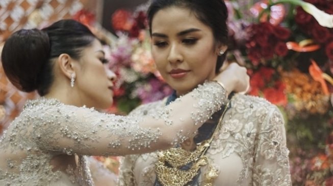 Begini Suasana Haru Saat Pemakaman Adara Taisti di Tanah Kusir