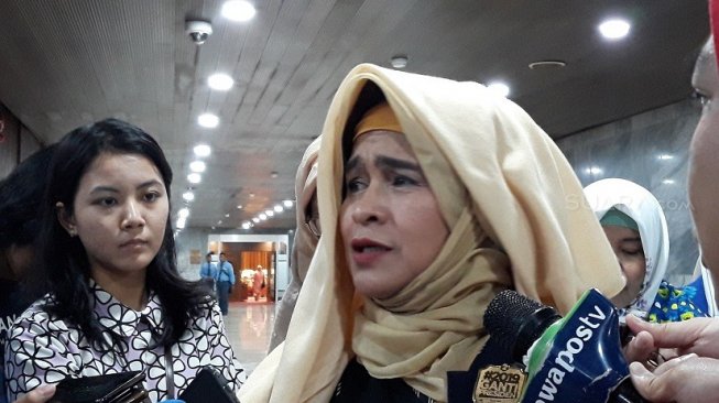 Emak-emak Ragukan Kemenangan Prabowo, Neno Warisman Malah Jawab Begini