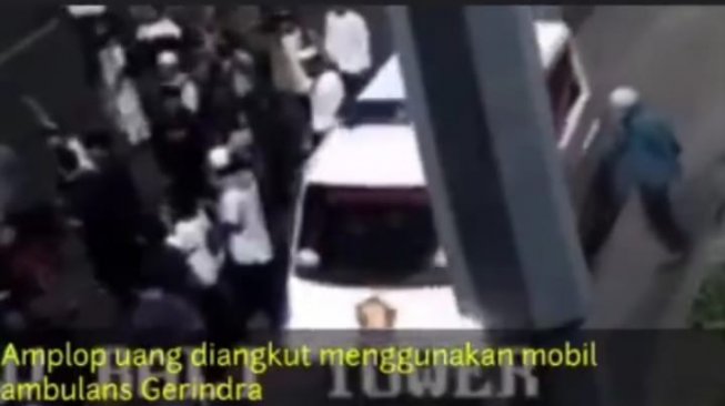 Video Detik-detik Ambulans Gerindra Kasih Duit ke Pendemo Rusuh 22 Mei
