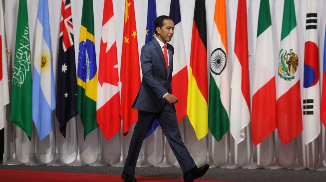 Media Jepang Sebut Jokowi Presiden Beken dari Keluarga Miskin Tukang Kayu