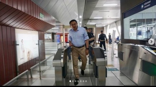 Ahok Nyoba MRT Bareng Sean, Warganet : Ahok for President 2014!