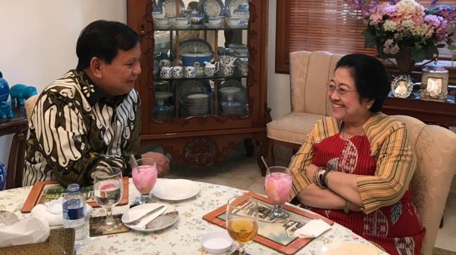 Cerita Nasi Goreng Spesial Mega, Sandiaga: Emak-emak Kecewa sama Prabowo