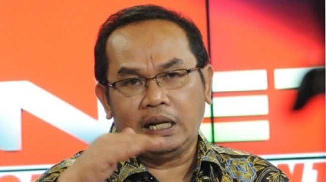 Saiful Serukan "Gulingkan Prabowo": Dinasihati Nggak , Bisanya Dijatuhkan