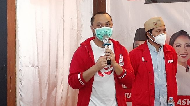 Temui Warga Solo, Giring Nidji: Saya Presiden, Kuliah Gratis!