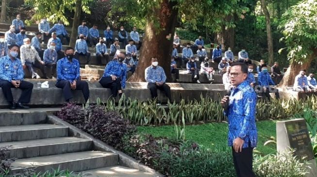 Wali Kota Bogor Sebut Berkendara Mobil Sendirian Enggak Perlu Pakai Masker