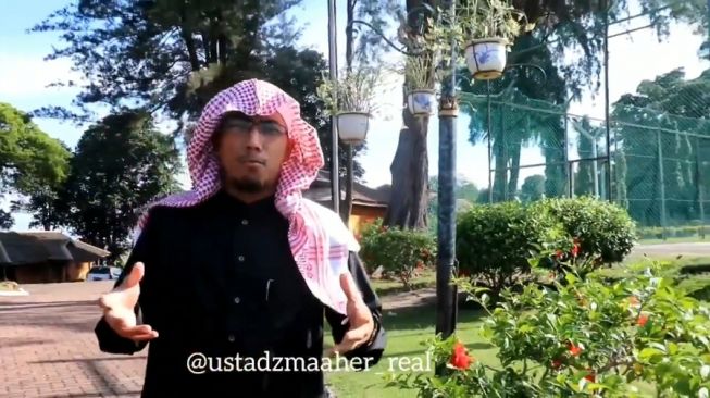 Tambah Panas! Ustaz Maaher Serang Gus Miftah: Kemarin Lonte Sekarang Ereksi