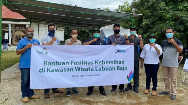 dukung-kawasan-premium-labuan-bajo-pln-sumbang-fasilitas-kebersihan