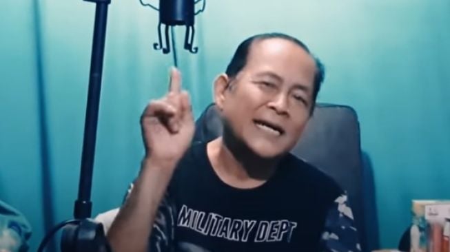 Kisah Junaedi Salat Peluk Kristen, 2 Tahun Ibadah di Masjid dan Gereja