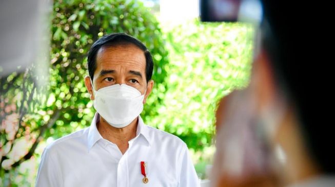 jk-diserang-buzzer-pengamat-kepercayaan-kepada-jokowi-semakin-menurun