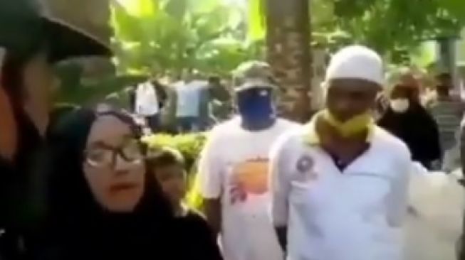 Ibu di Depok Curigai Tetangganya Babi Ngepet, Banyak Uang Tapi Nganggur