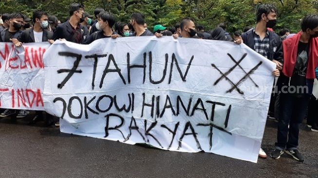 Moeldoko ke Massa BEM SI: Pemerintah Sangat Terbuka Berdialog Dengan Siapapun
