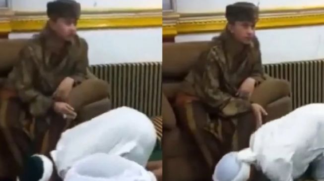 viral-video-jamaah-cium-kaki-habib-bahar-bin-smith-warganet-geram