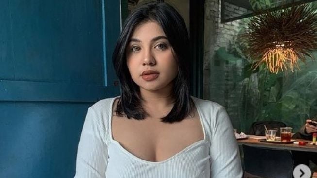 dea-onlyfans-ditangkap-di-malang-terkait-konten-pornografi